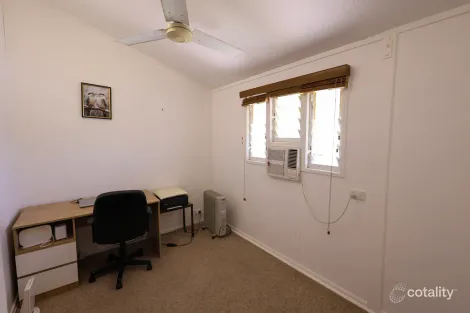 Property photo of 98 Tenth Avenue Home Hill QLD 4806