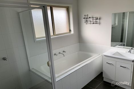 Property photo of 22 Refshauge Crescent Macgregor ACT 2615