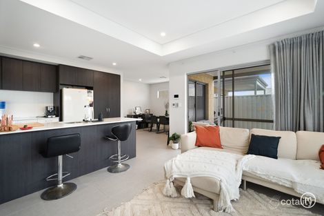 2c England St, Hamilton Hill, WA 6163