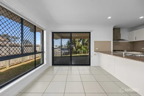 Property photo of 1 Hoffmann Way Bundamba QLD 4304