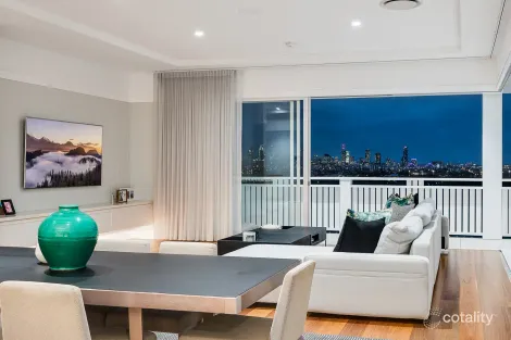 Property photo of 8 Spica Street Coorparoo QLD 4151