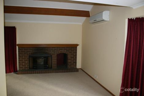 Property photo of 4 Mountainview Drive Stratford VIC 3862