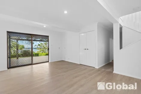 Property photo of 13 Lincoln Close Rathmines NSW 2283