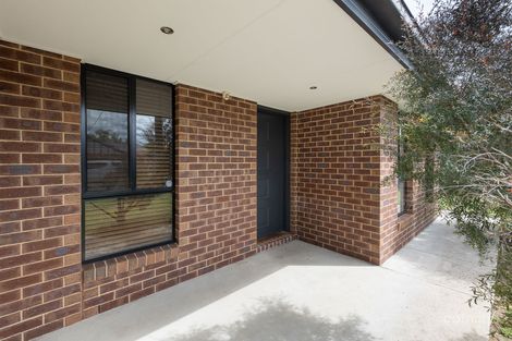 Property photo of 2/435 Bevan Street Lavington NSW 2641