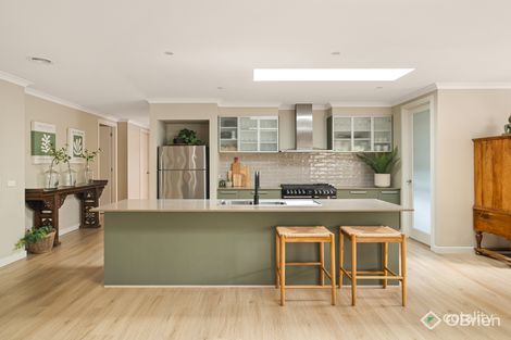 Property photo of 10 Crampton Chase Sandhurst VIC 3977