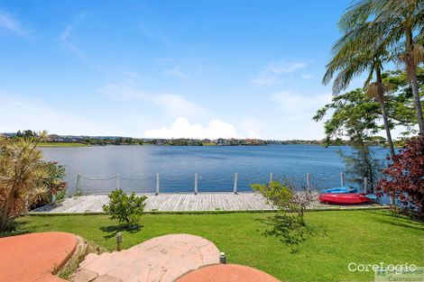 Property photo of 64 Port Jackson Boulevard Clear Island Waters QLD 4226