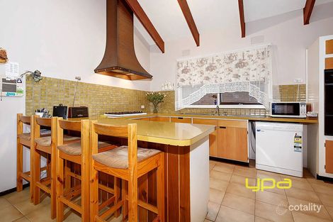 Property photo of 13 Koroit Place Taylors Lakes VIC 3038