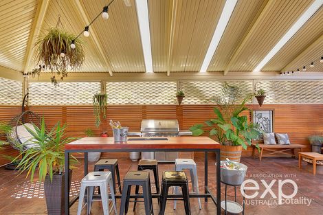 Property photo of 9 Waterside Drive Burton SA 5110