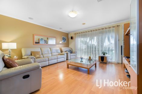 Property photo of 20 Mahogany Close Hampton Park VIC 3976