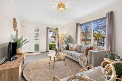 Property photo of 39 Augustine Drive Highton VIC 3216
