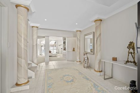 Property photo of 50 Sir Bruce Small Boulevard Benowa QLD 4217