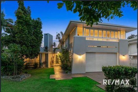 14 YORSTON PL, ORMISTON, QLD 4160