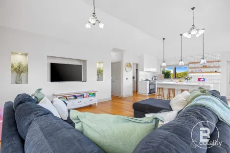 Property photo of 36 Pound Hill Road Miners Rest VIC 3352