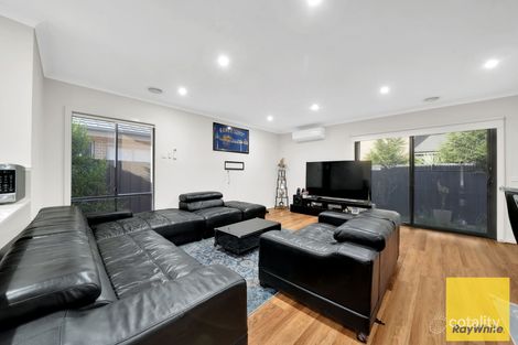 Property photo of 11 Lacebark Lane Aintree VIC 3336