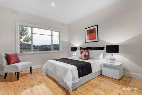 Property photo of 14 Leura Avenue Rosanna VIC 3084
