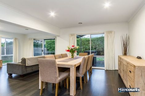 Property photo of 48 Sovereign Manors Crescent Rowville VIC 3178