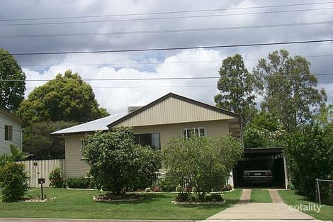 42 Creek St, Bundamba, QLD 4304