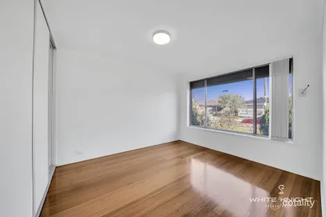 Property photo of 10 Larisa Road St Albans VIC 3021
