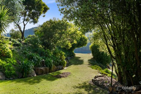 Property photo of 5261 Arthur Highway Eaglehawk Neck TAS 7179