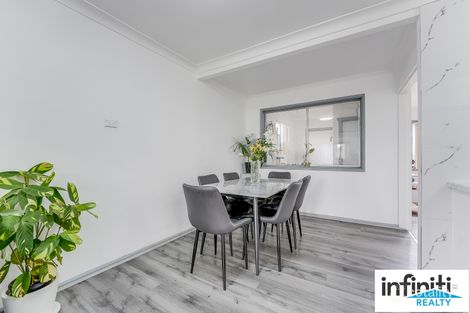 Property photo of 22 Dundee Street Sadleir NSW 2168
