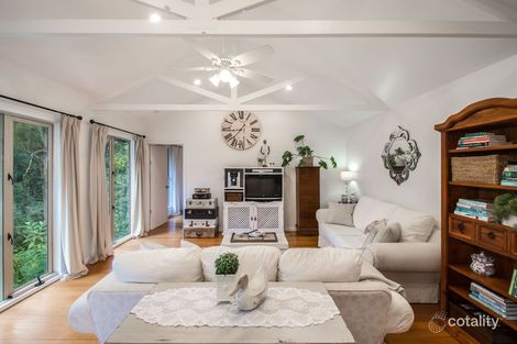 Property photo of 17 Fern Gully Road Cockatoo VIC 3781