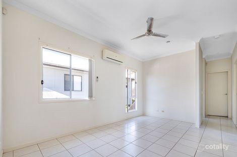 Property photo of 37 Waterside Drive Springfield Lakes QLD 4300