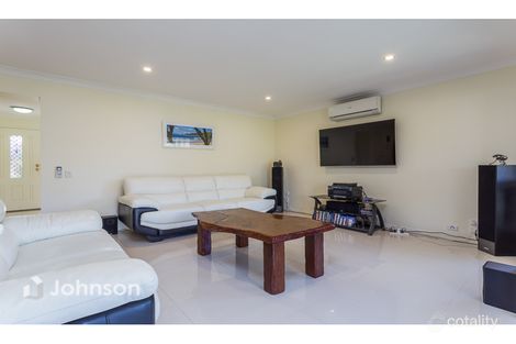 Property photo of 8 Jillian Place Wynnum West QLD 4178