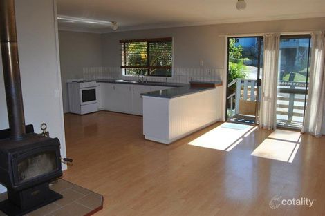 Property photo of 6 Harcourt Crescent Smiths Lake NSW 2428