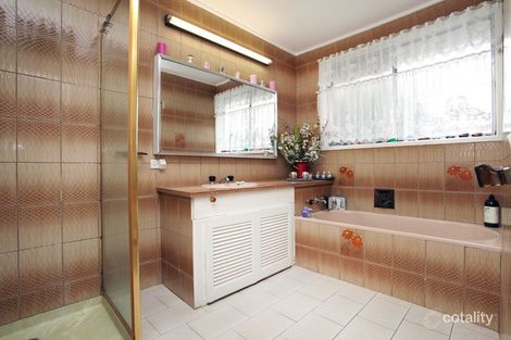 Property photo of 9 Elmhurst Road Gladstone Park VIC 3043