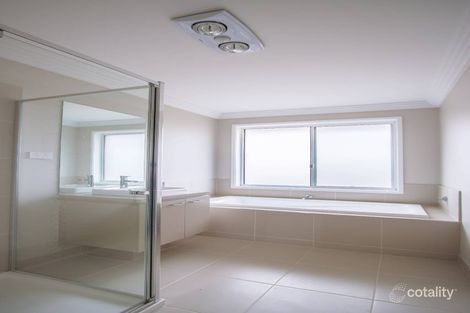 Property photo of 31 Coledale Drive Weir Views VIC 3338