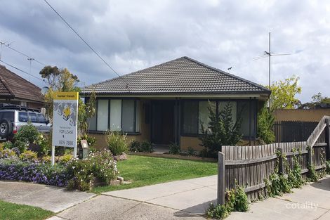 Property photo of 18 Simmons Drive Seaholme VIC 3018