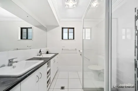 Property photo of 13 Wright Street Emerald QLD 4720