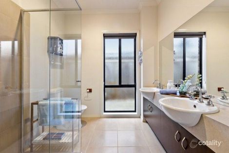 Property photo of 11 Laurence Street Doreen VIC 3754