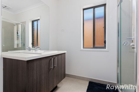 Property photo of 27 Ascot Park Drive Pakenham VIC 3810