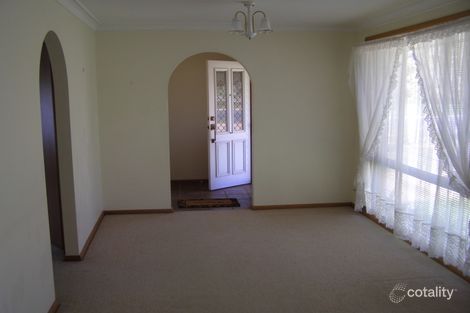 Property photo of 15 Pioneer Place Orange NSW 2800