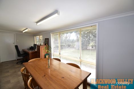 Property photo of 6 Elwin Taylor Road Kangaroo Gully WA 6255