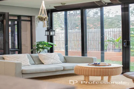 Property photo of 10 Mulsanne Lane Bentleigh East VIC 3165