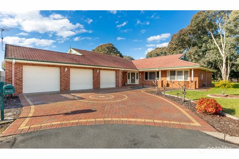 2 Down Ct, West Wodonga, VIC 3690