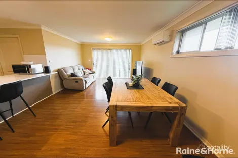 Property photo of 13 Miro Street Young NSW 2594
