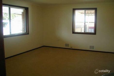 Property photo of 10 Hooper Place Withers WA 6230