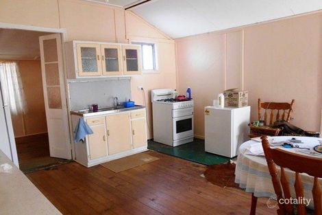 Property photo of 28 Cheadle Street Yarraman QLD 4614