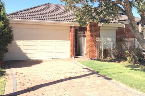 Property photo of 1/42 Doust Street Cannington WA 6107