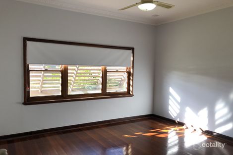 Property photo of 25 Queenscliffe Road Doubleview WA 6018