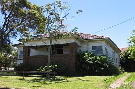 15 Fern Valley Rd, Cardiff, NSW 2285