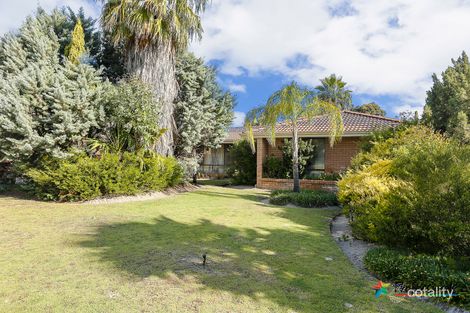 9 Glenbrook Dr, Ballajura, WA 6066