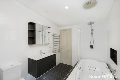 Property photo of 1 Monk Crescent Bomaderry NSW 2541