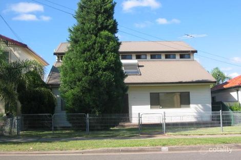 27 Lehn Rd, East Hills, NSW 2213