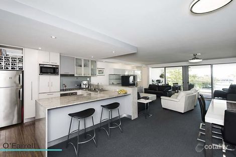 Property photo of 101/16 Dolphin Drive Mandurah WA 6210