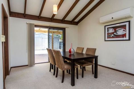 Property photo of 8 Dalpura Grove Aberfoyle Park SA 5159