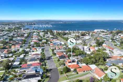 Property photo of 27 Pearce Avenue Belmont NSW 2280